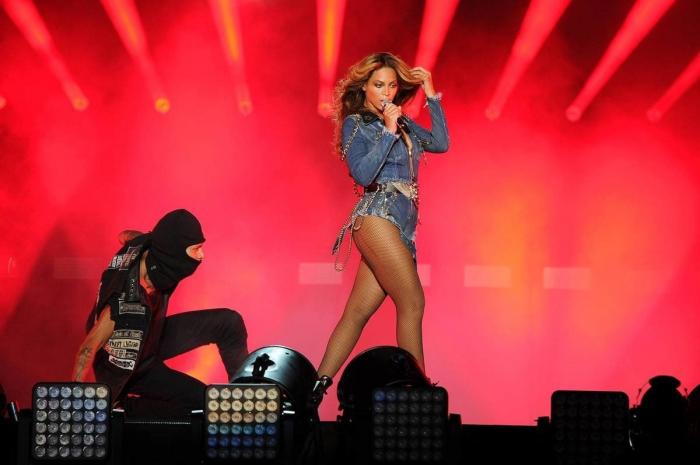 Éstos son los 10 famosos que más ganaron en el último año