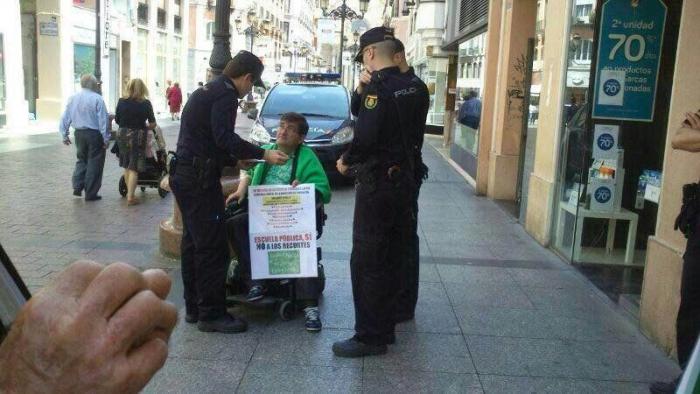 La obediencia a la autoridad policial ha de ser todo menos ciega