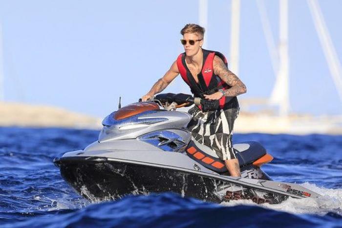 Famosos en la playa: así pasan el verano de 2014 (FOTOS)