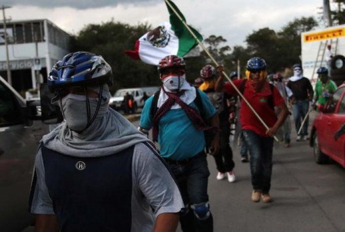 La desaparición de los 43 estudiantes de Ayotzinapa (México) fue un "crimen de Estado"