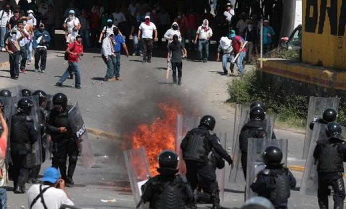 La desaparición de los 43 estudiantes de Ayotzinapa (México) fue un "crimen de Estado"
