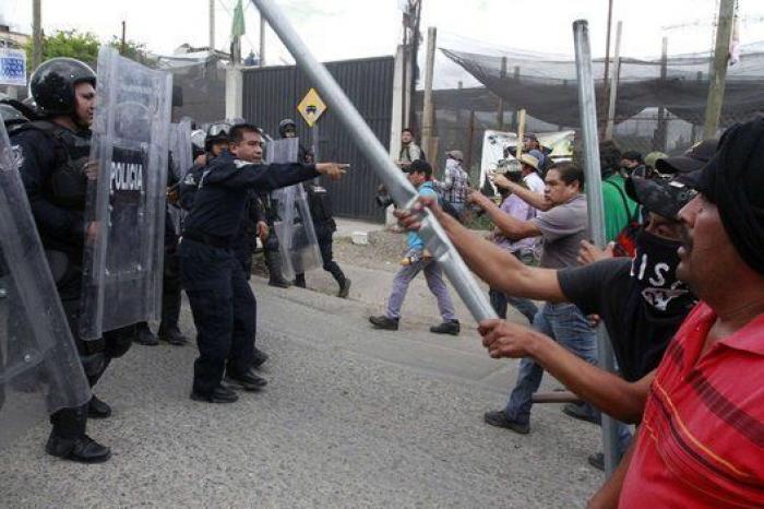 La desaparición de los 43 estudiantes de Ayotzinapa (México) fue un "crimen de Estado"