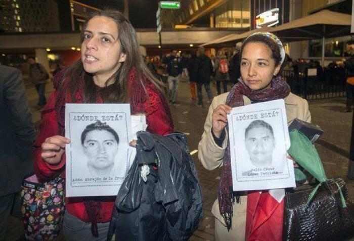 La desaparición de los 43 estudiantes de Ayotzinapa (México) fue un "crimen de Estado"