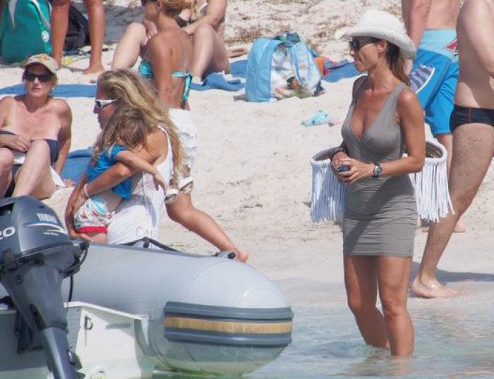 Famosos en la playa: así pasan el verano de 2014 (FOTOS)