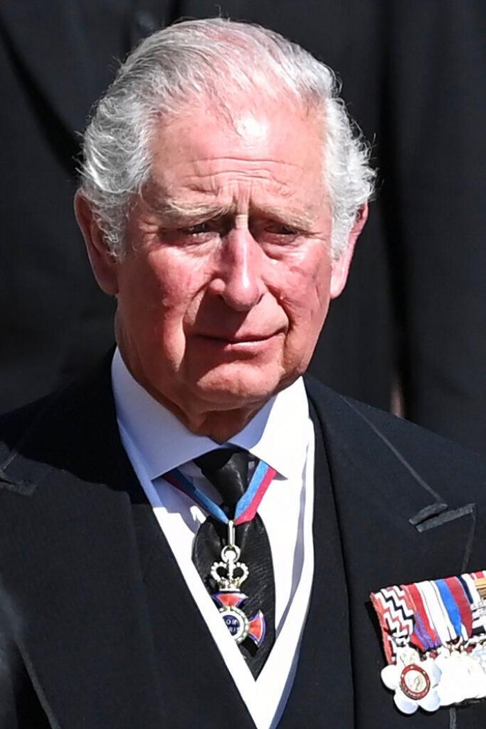 La soledad de Isabel II y el acercamiento entre Guillermo y Harry: así ha sido el funeral de Felipe de Edimburgo