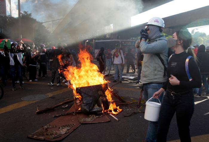 10 muertos en Colombia tras las protestas contra el abuso policial