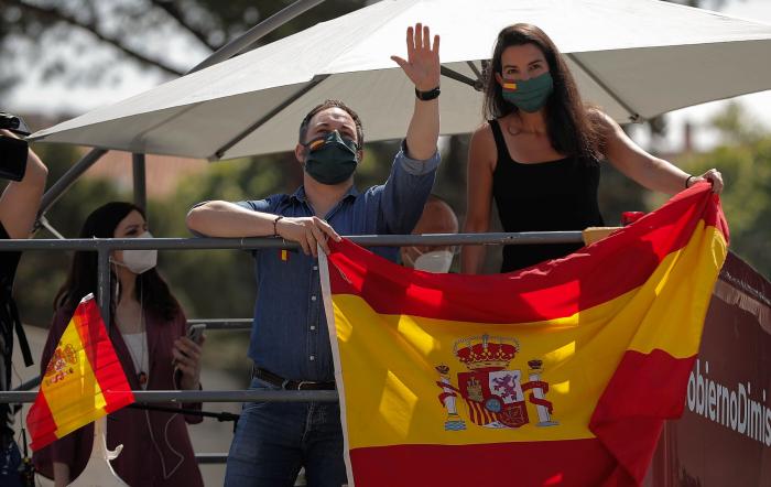 El reproche de Javier Negre a Cristina Seguí por lo que ha hecho en la manifestación de Vox: se ve en la foto
