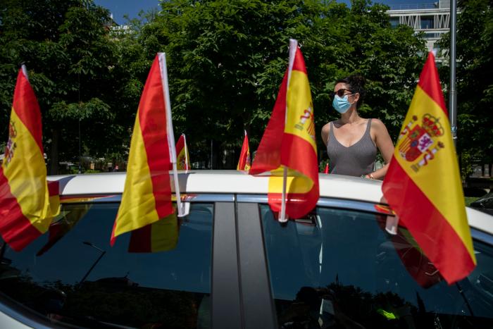 El reproche de Javier Negre a Cristina Seguí por lo que ha hecho en la manifestación de Vox: se ve en la foto