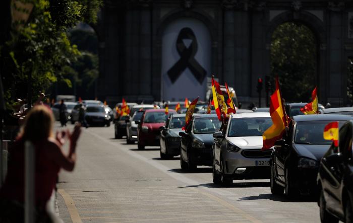 El reproche de Javier Negre a Cristina Seguí por lo que ha hecho en la manifestación de Vox: se ve en la foto