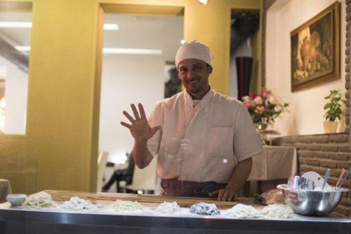 Chueca: el barrio donde siempre brilla el arcoiris (FOTOS)