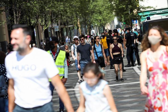 Valencia pide ampliar el toque hasta el 16 de agosto para 77 municipios y 2,6 millones de personas