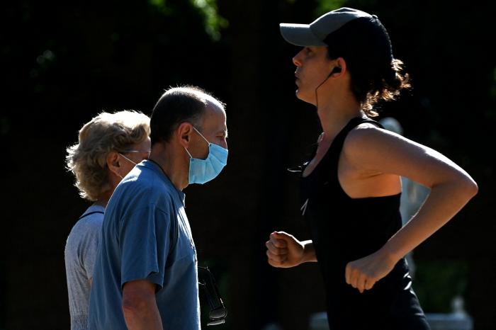 Valencia pide ampliar el toque hasta el 16 de agosto para 77 municipios y 2,6 millones de personas