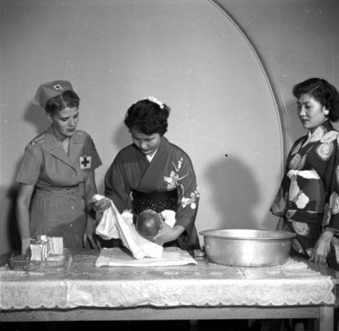 Así ha cambiado la Cruz Roja en sus 150 años de vida (FOTOS)