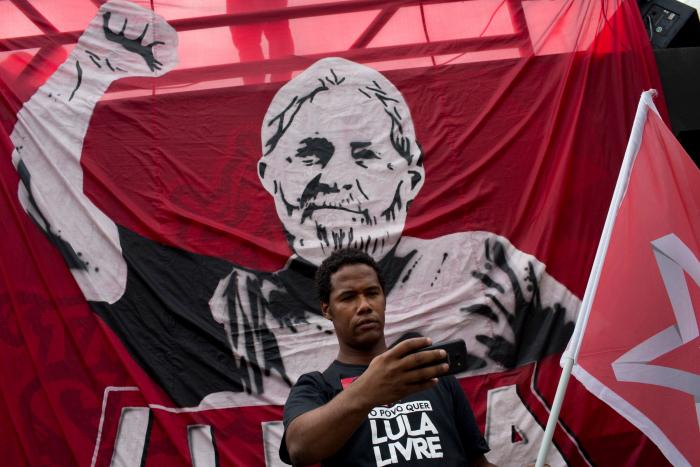 La 'guerra santa' aumenta la polarización y la violencia política en Brasil