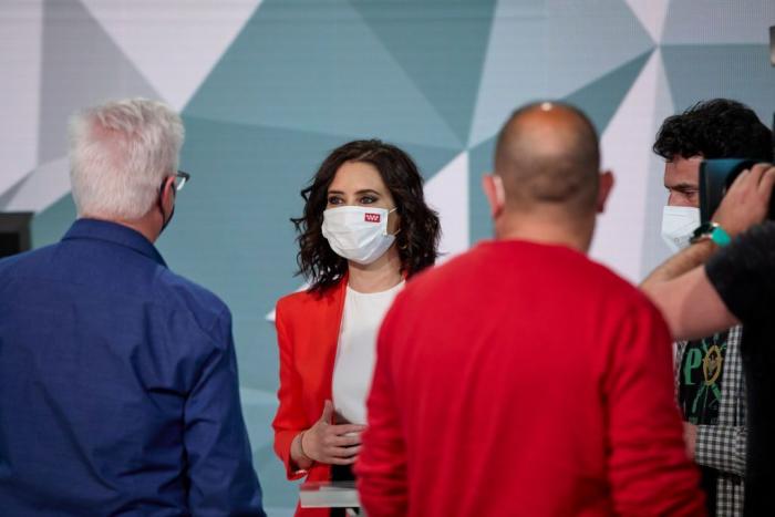 Monica García se pasa Twitter con su respuesta a este tuit del 'Mundo Today'