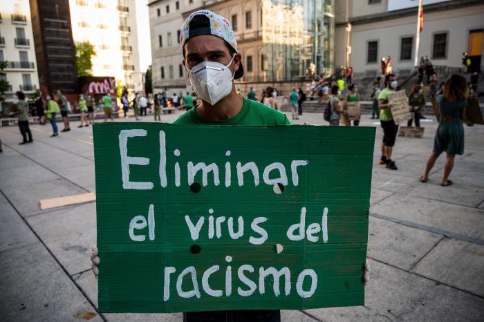 Ayuso sostiene que la manifestación contra el racismo en Madrid estuvo "completamente descontrolada"