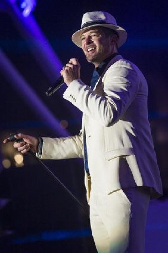 Concierto de Robin Thicke en Ibiza: pocas canciones y ganas de más