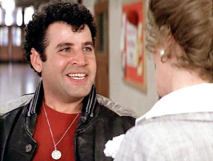 Este tuit viral sobre 'Grease' nos ha hecho investigar la edad de sus protagonistas y estamos sin palabras