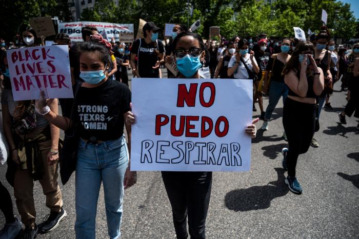 Ayuso sostiene que la manifestación contra el racismo en Madrid estuvo "completamente descontrolada"