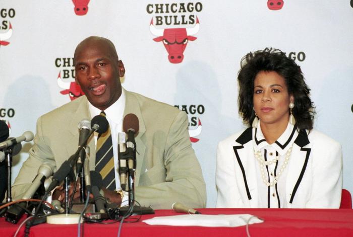 El director de 'Space Jam' despedaza la secuela, 'Space Jam: Nuevas Leyendas'