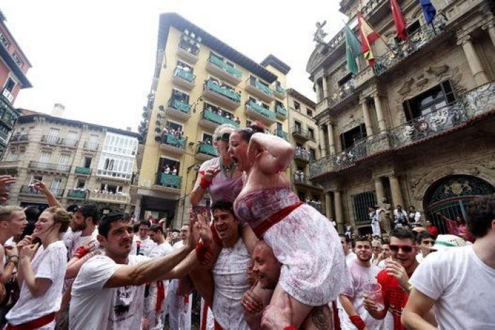 El chupinazo de San Fermín, en 19 imágenes (FOTOS)