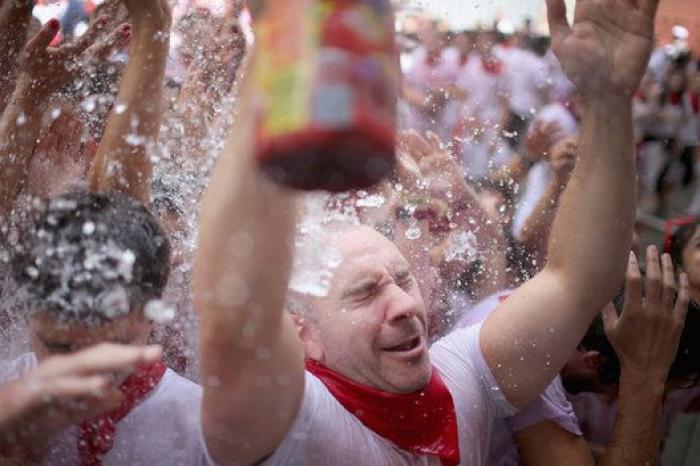 El chupinazo de San Fermín, en 19 imágenes (FOTOS)