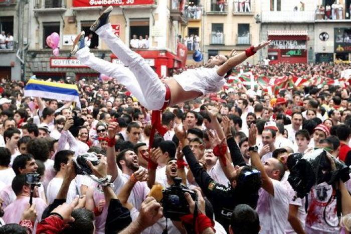 El chupinazo de San Fermín, en 19 imágenes (FOTOS)