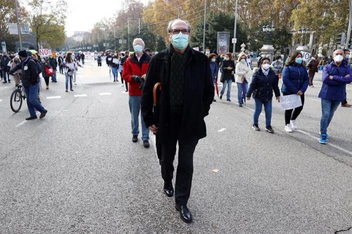 El discurso de un pediatra indignado por las declaraciones de Ayuso que triunfa en Twitter