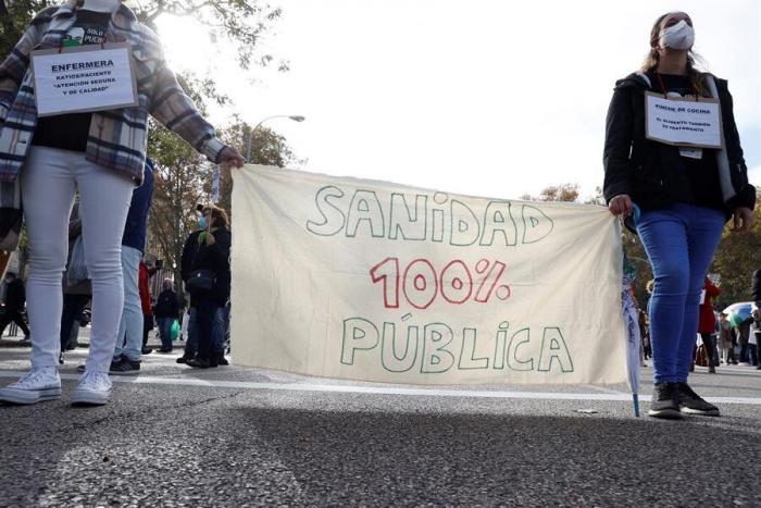 El discurso de un pediatra indignado por las declaraciones de Ayuso que triunfa en Twitter