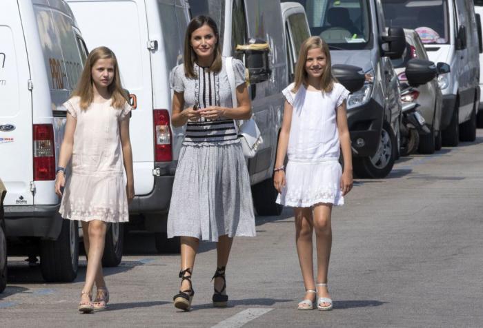 La gente alucina con este momento de la reina Letizia en Cadavedo: "Maravilla"