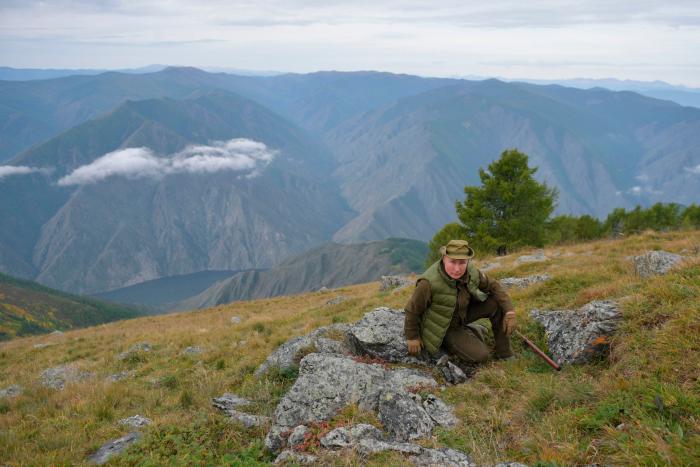 Putin cumple 67 años y lo celebra con un posado en Siberia