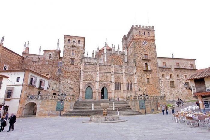 España espera visitas: cómo se prepara el país para volver a ser 'destino seguro'