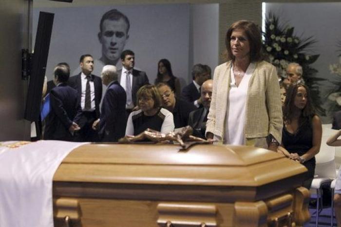 Muerte de Alfredo Di Stéfano: Miles de personas acuden a visitar su capilla ardiente (FOTOS)