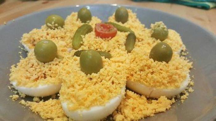 Sorpresa máxima por lo que se encontró la madre de un tuitero mientras cocinaba