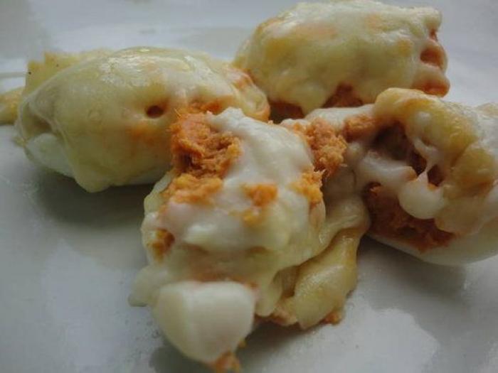 Sorpresa máxima por lo que se encontró la madre de un tuitero mientras cocinaba