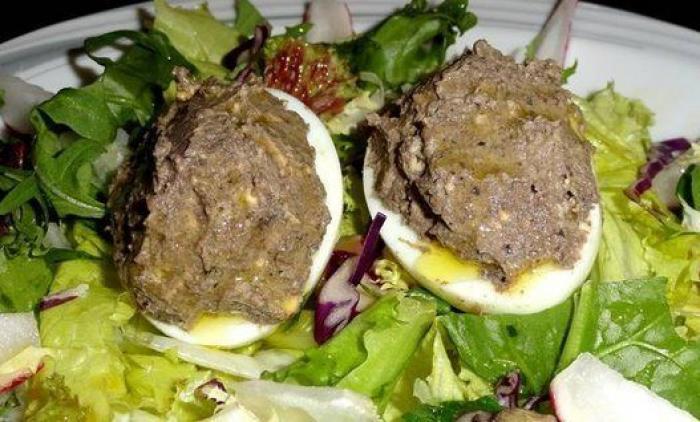 Sorpresa máxima por lo que se encontró la madre de un tuitero mientras cocinaba