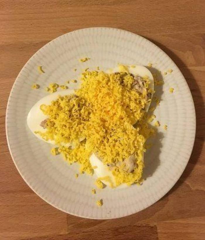 Sorpresa máxima por lo que se encontró la madre de un tuitero mientras cocinaba