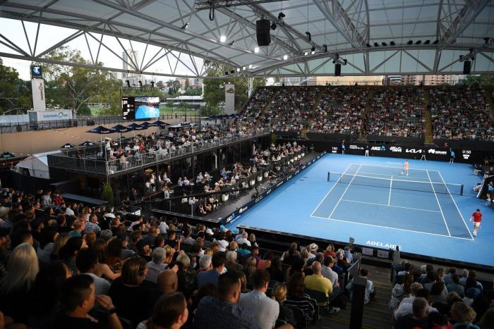 Ni mascarillas, ni distancia en un partido de Nadal: estas fotos no son de 2019 sino de hoy