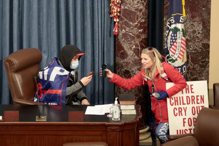 Chuck Norris aclara que no formó parte del asalto al Capitolio