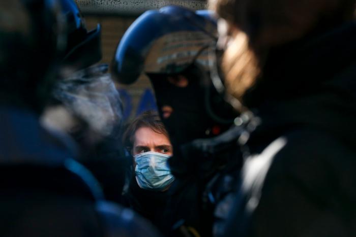 Amnistía denuncia la "persecución despiadada" de los seguidores de Navalny al año de su arresto