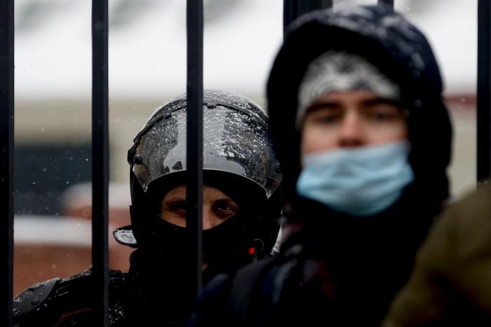 Amnistía denuncia la "persecución despiadada" de los seguidores de Navalny al año de su arresto