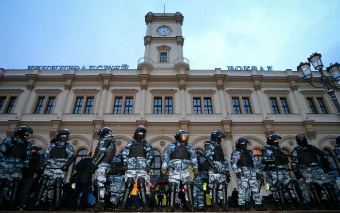 Amnistía denuncia la "persecución despiadada" de los seguidores de Navalny al año de su arresto