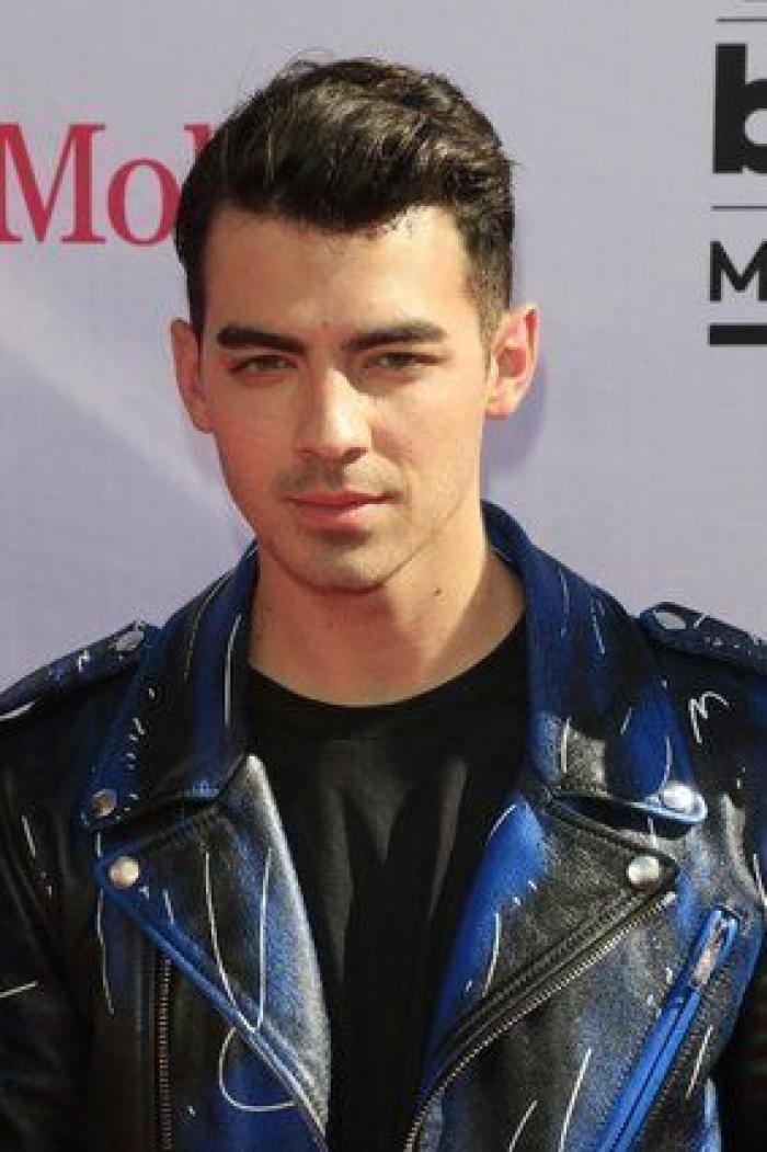 Madonna y Celine Dion ponen la emoción a unos Billboard dominados por Adele