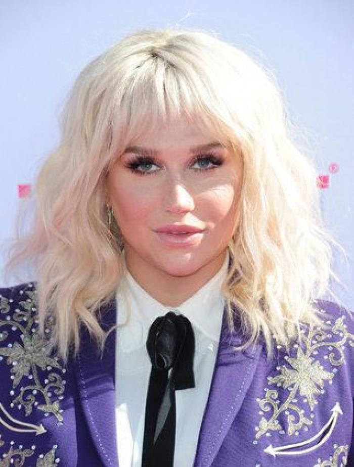 Madonna y Celine Dion ponen la emoción a unos Billboard dominados por Adele