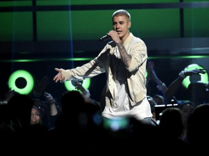 Madonna y Celine Dion ponen la emoción a unos Billboard dominados por Adele