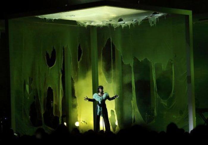 Madonna y Celine Dion ponen la emoción a unos Billboard dominados por Adele