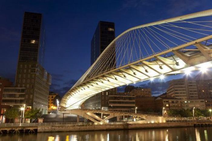 Bofill: "Calatrava es un buen arquitecto aunque se le caigan cosas"