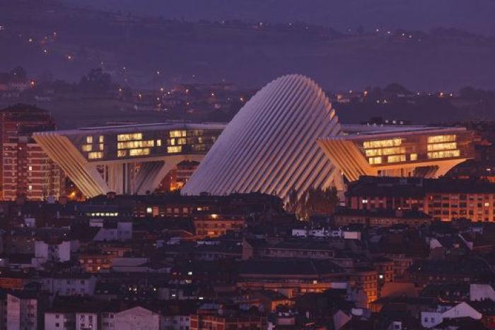 Bofill: "Calatrava es un buen arquitecto aunque se le caigan cosas"