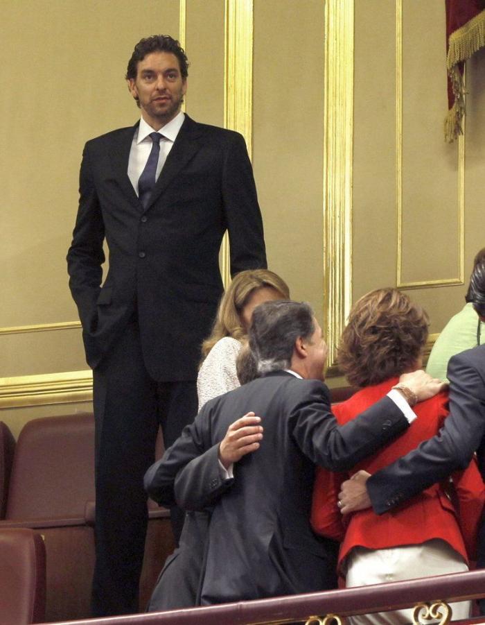 Montajes de Froilán en la ventana y más humor sobre la coronación (TUITS)