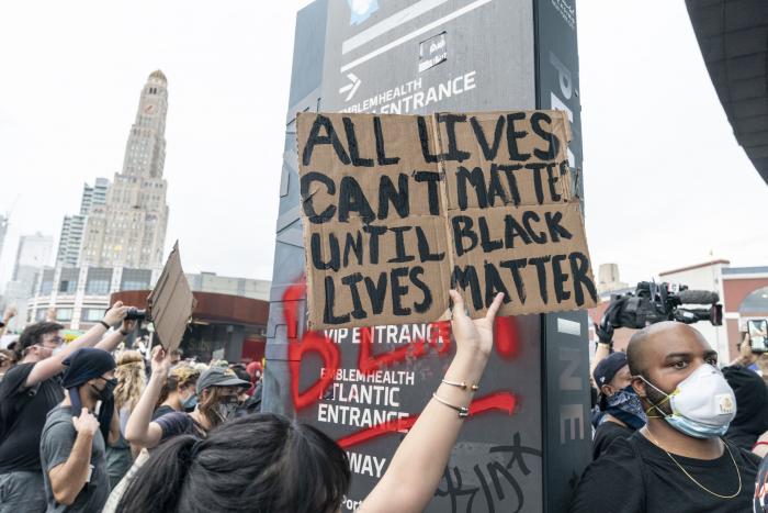 Por qué no es lo mismo ser antifascista en EEUU que en Europa